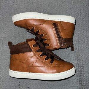 Toddler Fenix High top Sneaker/Boot Size 11